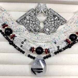 JEWELRY- Live Auction Notification 😊 Like this to be notified when I go LIVE 🎉